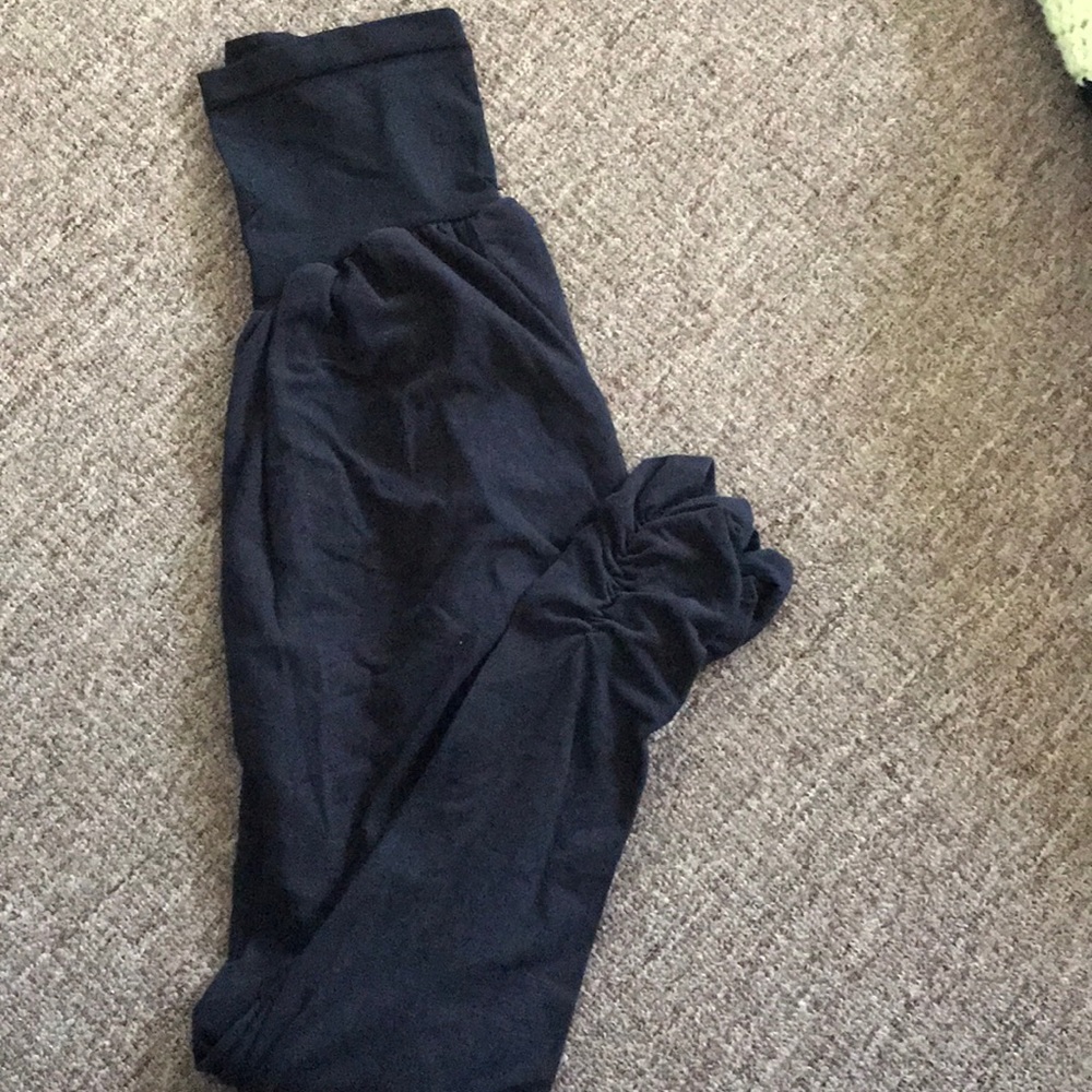Motherhood maternity leggings.
